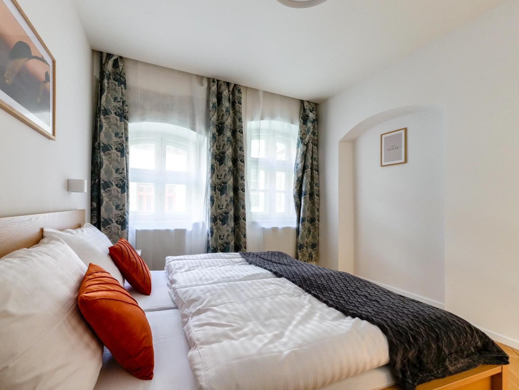 Hviezdoslavova Apartments, Trnava Centre, Parking Available 外观 照片