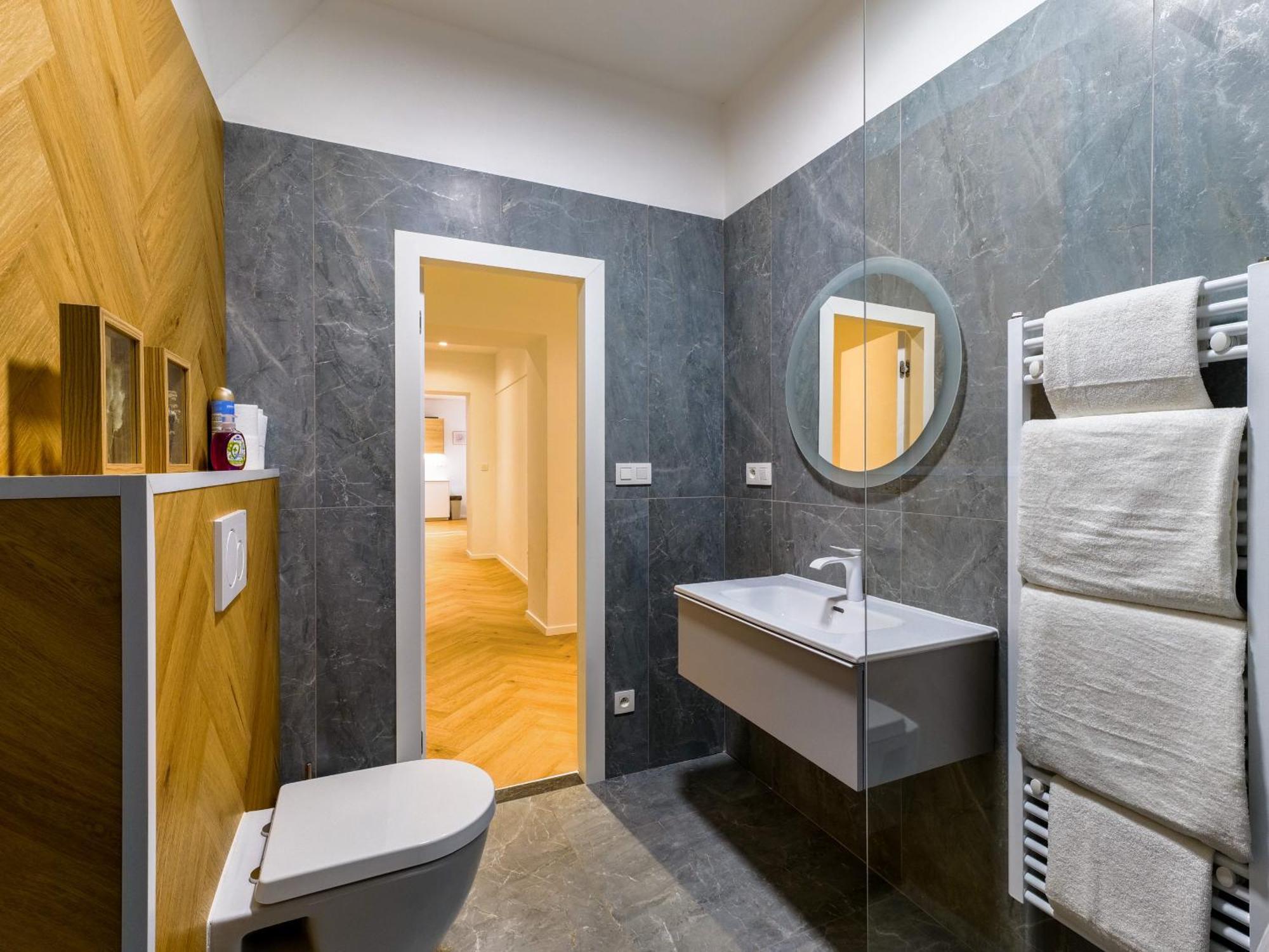 Hviezdoslavova Apartments, Trnava Centre, Parking Available 外观 照片
