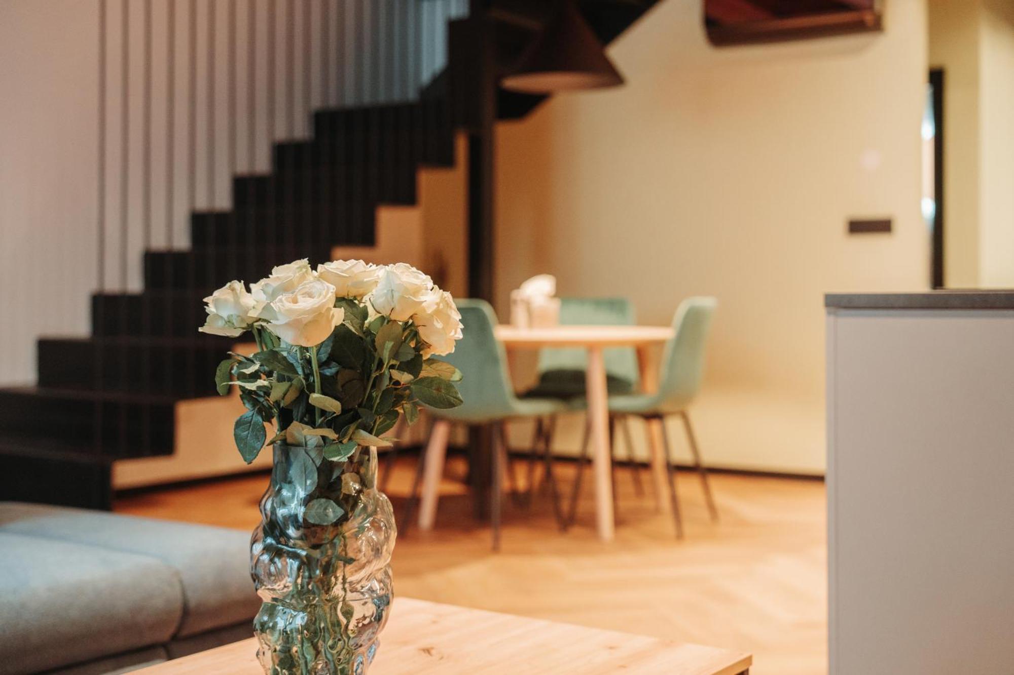 Hviezdoslavova Apartments, Trnava Centre, Parking Available 外观 照片