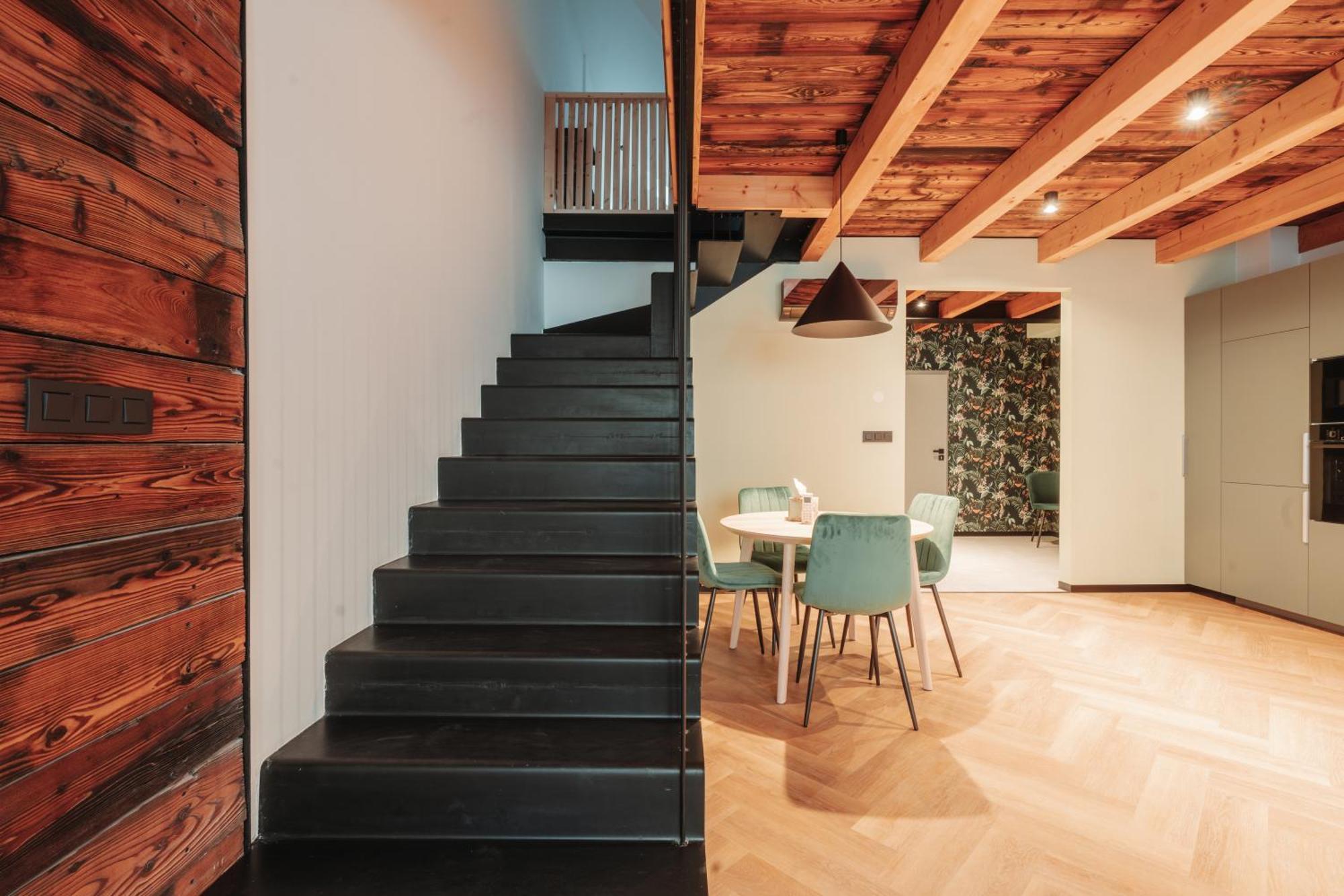Hviezdoslavova Apartments, Trnava Centre, Parking Available 外观 照片