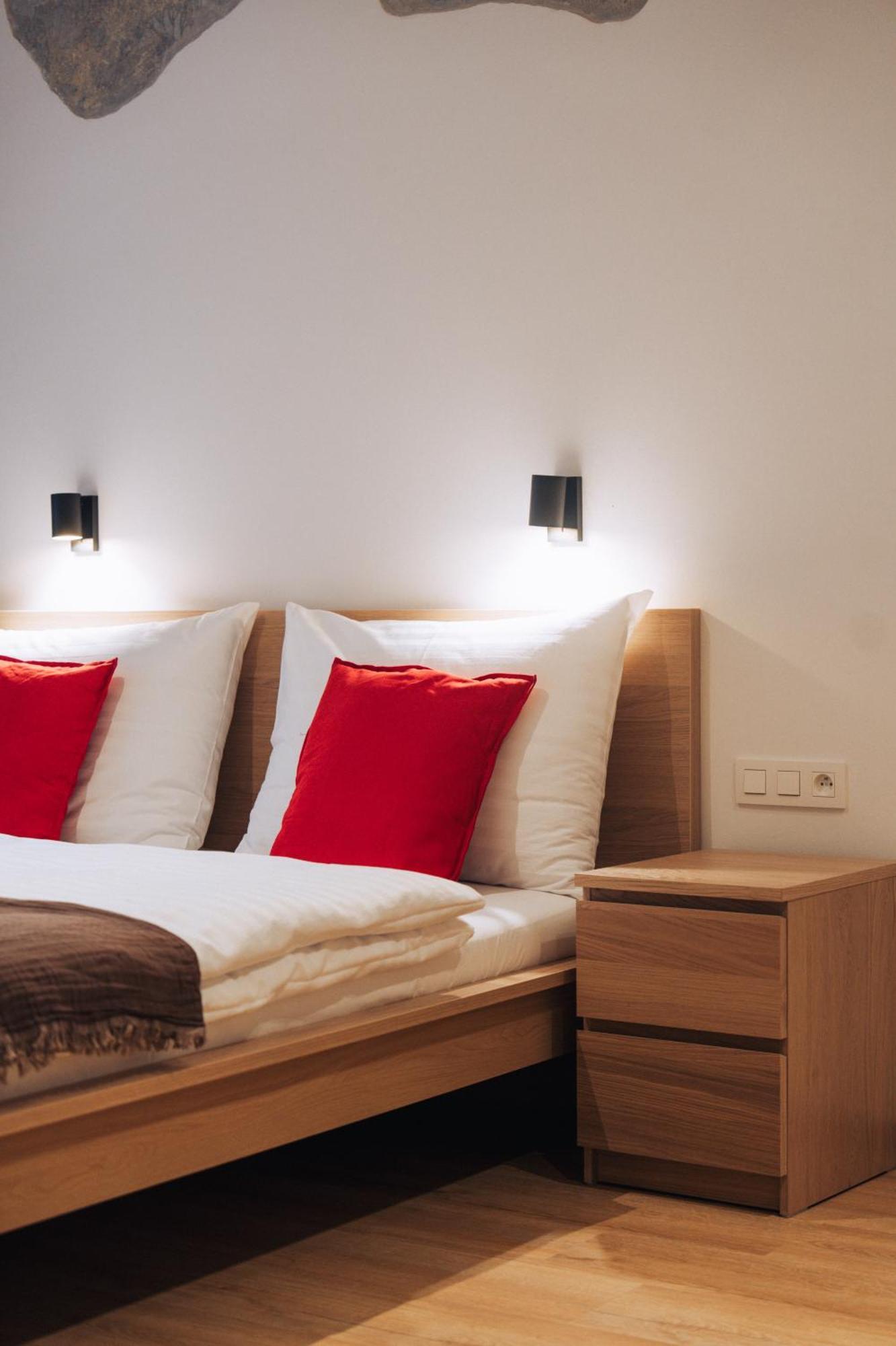 Hviezdoslavova Apartments, Trnava Centre, Parking Available 外观 照片